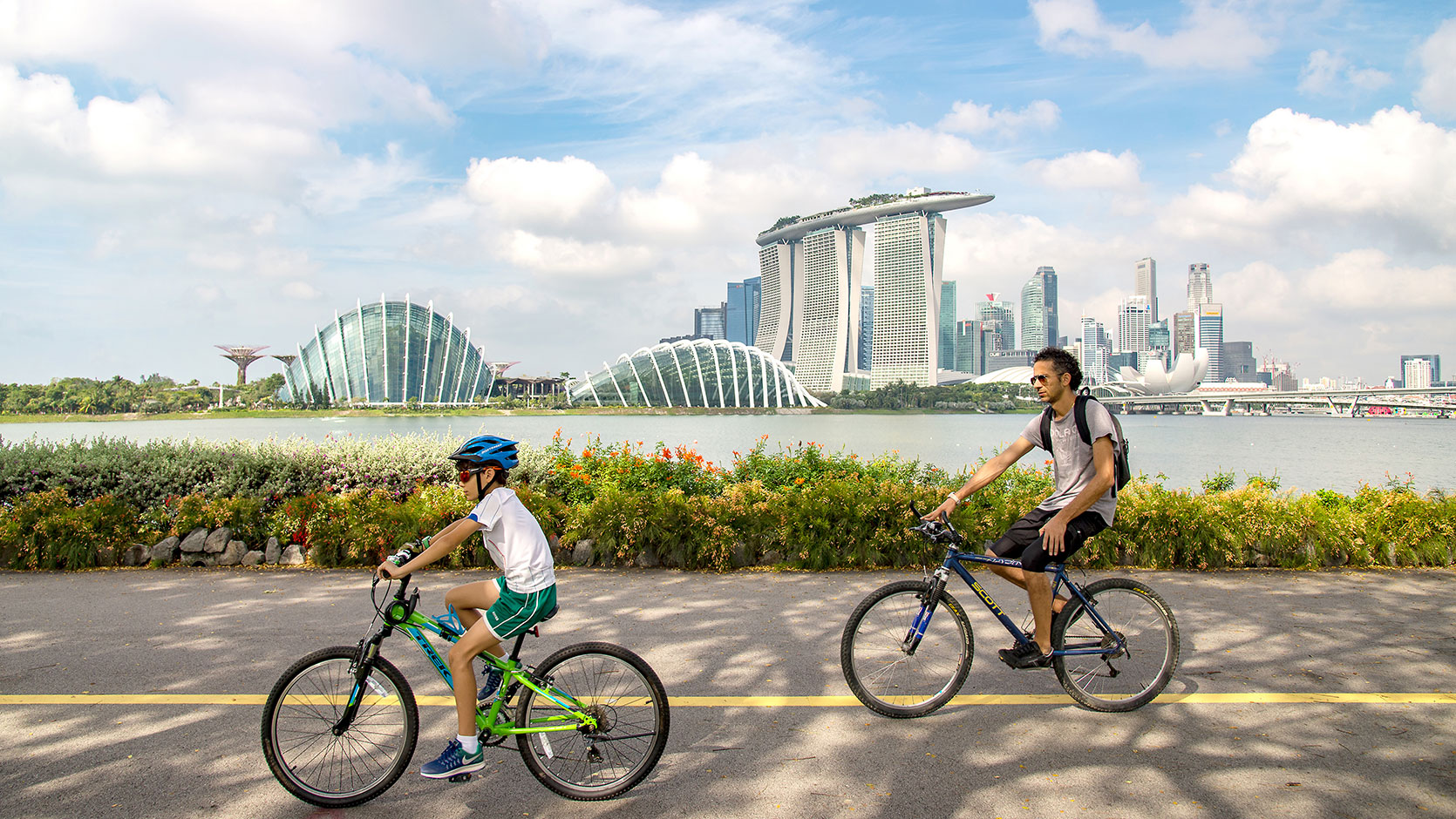 Scenic Bike Tour: Enchantment Of Marina Bay