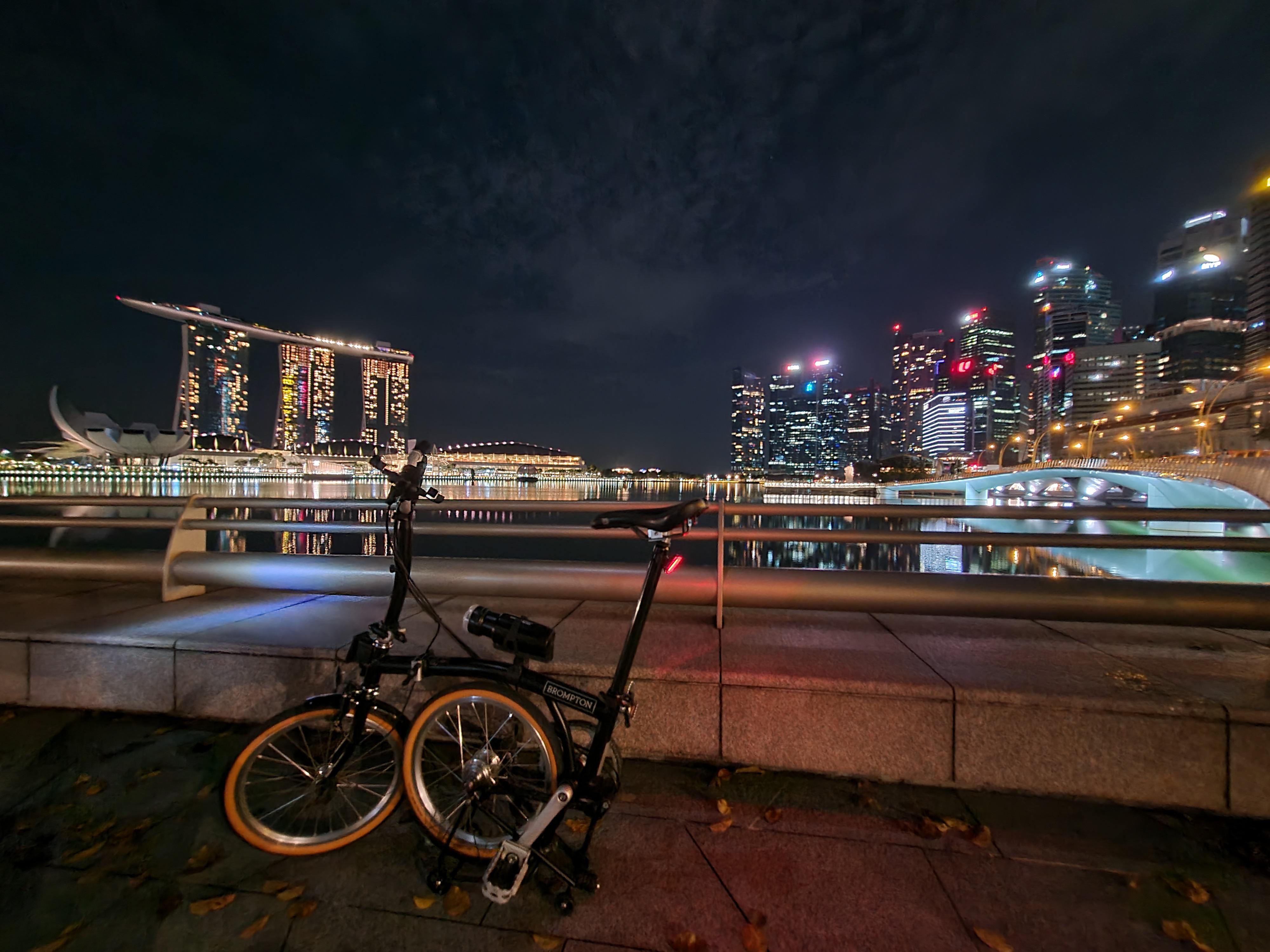 Marina Bay Night Cycling Tour